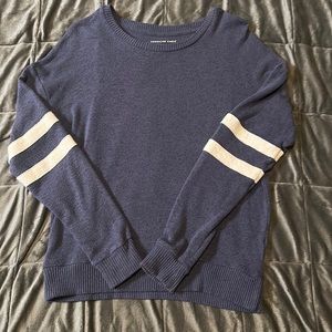 American Eagle soft and sexy plush sweater/long sleeve tee. Size xs.